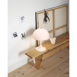 Panthella 250 Pale Rose Kablet (Udstillings Model) - Louis Poulsen