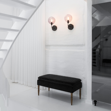 DESIGN BY US V&AElig;GLAMPER